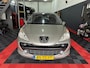 Peugeot 207 1.6-16V XS Pack, 5 deuren, climat control, lichtmetaal, lage km stand, nap, nieuwe apk, inruil mogelijk.