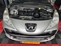 Peugeot 207 1.6-16V XS Pack, 5 deuren, climat control, lichtmetaal, lage km stand, nap, nieuwe apk, inruil mogelijk.