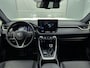 Toyota RAV4 2.5 Hybrid AWD Bi-Tone | 1.650 KG Trekgewicht | Trekhaak | Stoel- + Stuurverwarming | Elektrische Stoel | Facelift model | SL 42