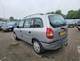 Opel Zafira 2.2-16V EXPORT