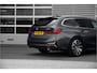 BMW 3-Serie Touring 330i xDrive High Executive | Trekhaak | Leder | Carplay