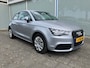 Audi A1 1.2 TFSI Attraction 3 deurs Radio Chorus Metallic lak