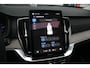 Volvo XC90 T8 Plug-in hybrid AWD Ultra Bright *Nieuw model* Luchtvering | Bowers en Wilkins High End Audio | Nappa Leder incl. Stoelverwarming/Ventilatie | Head up Display | Adaptive Cruise & Pilot Assist | Blind spot | 360 Camera | 22" Velgen | Semi Elektr. Trekhaak |