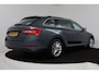 Skoda Superb Combi 1.5 TSI ACT Business Edition (PANORAMADAK, STOELVERWARMING, CAMERA, ELEKTR STOELEN, CRUISE, NL-AUTO)