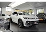Volkswagen Tiguan 1.5 TSI R-Line | MASSAGE | 360° CAMERA | H&K | PANO