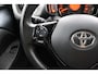 Toyota Aygo 1.0 VVT-i x-play | Automaat | Climate control | Groot Media scherm | Parkeercamera |