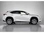 Lexus NX 300h AWD Luxury Line Limited | Trekhaak | Panoramadak | Apple CarPlay / Android Auto |