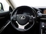 Lexus IS 300h Hybrid Luxury Line | Mark Levinson | Schuifdak | Trekhaak