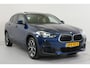 BMW X2 xDrive25e Executive | Pano | Camera | Stl. verw. | Keyless | Adaptief | Inparkeer | LM 19" | El. achterklep |