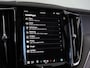Volvo XC60 2.0 T6 Plug-in hybrid AWD Ultra Black Edition | Harman Kardon | Panoramadak | Leer | Stoelverwarming Voor en Achter | 360° Camera | Stuurwielverwarming | Apple CarPlay/ Android Auto