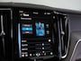 Volvo XC60 2.0 T6 Plug-in hybrid AWD Ultra Black Edition | Harman Kardon | Panoramadak | Leer | Stoelverwarming Voor en Achter | 360° Camera | Stuurwielverwarming | Apple CarPlay/ Android Auto