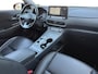 Hyundai Kona Electric EV Premium 64 kWh Dealer Onderhouden | Meest Luxe uitvoering | TREKHAAK | Schuif Kantel Dak | Elektrische stoelen