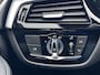 BMW 5-Serie 545e xDrive Executive Automaat / Dealer onderhouden / 6 cilinder / Accu SoH 92% / M sportpakket xDrive / Trekgewicht 2.000 kg / EAER 55 km / Adapt. CC / Neerklapbare bank met ski-luik /