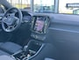 Volvo XC40 Single Motor Extended Range Plus 82 kWh / Trekhaak / Camera achter / Verwarmde stoelen / Long Range / Carplay /