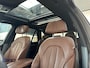 BMW X5 3.0d xDrive High Executive 7p. M sport | Pano Leer Lucht ACC Trekhaak Cam Softclose HuD Dealer
