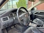 Volvo V70 2.5T 5 Cil. 200pk Momentum| Nw. Model | Automaat | 5 Cilinder ! | Trekhaak | Youngtimer | 100% Onderhouden |