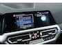 BMW 3-Serie 330e eDrive Edition | Leder | Led | Stoelverwarming | 18 inch | Camera | Dodehoek Detector | 18 Inch | Parking Pack | Safety Pack | Climate Control | Navi Pro
