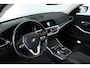 BMW 3-Serie 330e eDrive Edition | Leder | Led | Stoelverwarming | 18 inch | Camera | Dodehoek Detector | 18 Inch | Parking Pack | Safety Pack | Climate Control | Navi Pro