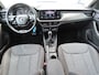Skoda Kamiq 1.0 TSI Clever DSG | trekhaak wegklapbaar | elektrische achterklep | verwarmbare voorruit | camera | stoelverwarming | adaptive cruise
