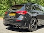 Mercedes-Benz A-klasse 200 A45 Pakket PANORAMADAK SFEERVERLICHTING RODE GORDELS CAMERA