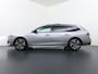 Peugeot 508 SW GT Hybrid 225 pk Automaat | Navigatie | Elektrisch Glazen Panoramadak | Achteruitrijcamera | Luxe Lederen Bekleding | Verwarmde Comfortstoelen | Elektrische Achterklep met Sensor | Dodehoek Detectie | Adaptieve Cruise Control | 18" Lichtmetalen Velgen | Apple Carplay/Android Auto |