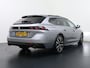 Peugeot 508 SW GT Hybrid 225 pk Automaat | Navigatie | Elektrisch Glazen Panoramadak | Achteruitrijcamera | Luxe Lederen Bekleding | Verwarmde Comfortstoelen | Elektrische Achterklep met Sensor | Dodehoek Detectie | Adaptieve Cruise Control | 18" Lichtmetalen Velgen | Apple Carplay/Android Auto |