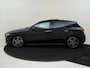 Mercedes-Benz A-klasse 180 Business Solution AMG / Stoelverwarming / Achteruitrijcamera / Panaroma-schuifdak / Memory-Stoelen / Sfeerverlichting /