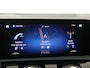Mercedes-Benz A-klasse 180 Business Solution AMG / Stoelverwarming / Achteruitrijcamera / Panaroma-schuifdak / Memory-Stoelen / Sfeerverlichting /