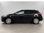 Volvo V40 Cross Country 1.6 T4 180PK Airco Cruise Navigatie Parkeersensoren 16"LMV