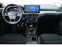 Ford Focus 1.0 EcoBoost Hybrid Titanium | Navigatie Sync 4 | Climate Control | Cruise Control | Getint Glas | Parkeersensoren | Led | Lichtmetalen velgen