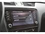 Skoda Octavia Combi 1.6 TDI Greentech Ambition Business | NL-AUTO! | CRUISE | PDC-A | CLIMA | NAVIGATIE | AIRCO | 16'LMV | ELEK-RAMEN |