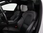 Volvo XC60 2.0 Recharge T6 AWD R Design | Panoramadak | Head-Up | Stoel & stuurverwarming | Camera | Adaptive cruise | Trekhaak | Harman/Kardon | Navigatie | Full LED | 22'' lichtmetalen velgen