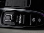 Volvo V90 2.0 T8 AWD R-Design | Panoramadak | Head-Up | Trekhaak | Stoel & stuurverwarming | Leder | 360 camera | Luchtvering | Harman/Kardon | Adaptive cruise | Achterbankverwarming