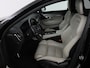 Volvo V90 2.0 T8 AWD R-Design | Panoramadak | Head-Up | Trekhaak | Stoel & stuurverwarming | Leder | 360 camera | Luchtvering | Harman/Kardon | Adaptive cruise | Achterbankverwarming