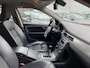 Volvo V70 2.5FT Momentum 230PK H.LEER / ECC / PDC / TREKHAAK