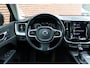 Volvo XC60 T5 Automaat Inscription | Panoramadak | Adaptieve Cruise Control | Verwarmbare Voorstoelen | Lederen Bekleding | Navigatie | BLIS Dodehoekdetectie | Elektrisch Verstelbare Voorstoelen | Parkeercamera