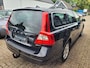 Volvo V70 2.5FT Momentum 230PK H.LEER / ECC / PDC / TREKHAAK
