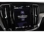 Volvo S60 T8 Recharge Plus Dark | Panoramadak | 360° Camera | ACC | BLIS | Harman/Kardon | Stoel+Stuurverwarming