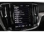 Volvo S60 T8 Recharge Plus Dark | Panoramadak | 360° Camera | ACC | BLIS | Harman/Kardon | Stoel+Stuurverwarming