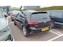 Volkswagen Golf 1.0 TSI Connected Series | Navigatie  | Parkeer sensoren | Lichtmetalen velgen