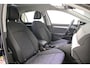Volkswagen Golf Life Business 1.5 eTSI 130pk DSG Automaat Adaptive cruise control, Achteruitrijcamera, Stuurwiel verwarmd, Parkeersensoren, App connect, Stoelverwarming