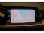 Volkswagen Golf Life Business 1.5 eTSI 130pk DSG Automaat Adaptive cruise control, Achteruitrijcamera, Stuurwiel verwarmd, Parkeersensoren, App connect, Stoelverwarming