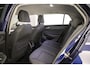 Volkswagen Golf Life Business 1.5 eTSI 130pk DSG Automaat Adaptive cruise control, Achteruitrijcamera, Stuurwiel verwarmd, Parkeersensoren, App connect, Stoelverwarming