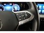 Volkswagen Golf Life Business 1.5 eTSI 130pk DSG Automaat Adaptive cruise control, Achteruitrijcamera, Stuurwiel verwarmd, Parkeersensoren, App connect, Stoelverwarming