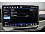 Volkswagen Passat Variant Business 1.5 eTSI 150pk DSG Automaat Trekhaak, Adaptive cruise control, LED matrix koplampen, 360 camera, Harman Kardon audio, Navigatie, Stuurwiel verwarmd, Achteruitrijcamera, Stoelverwarming