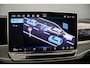 Volkswagen Passat Variant Business 1.5 eTSI 150pk DSG Automaat Trekhaak, Adaptive cruise control, LED matrix koplampen, 360 camera, Harman Kardon audio, Navigatie, Stuurwiel verwarmd, Achteruitrijcamera, Stoelverwarming