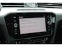 Volkswagen Passat Variant 1.5 TSI Highline Business 3x R-Line / Panoramadak / Camera / Leder / Virtual Cockpit / 18'' / Navigatie / Keyless / DAB / Stoelverwarming / ACC