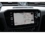 Volkswagen Passat Variant 1.5 TSI Highline Business 3x R-Line / Panoramadak / Camera / Leder / Virtual Cockpit / 18'' / Navigatie / Keyless / DAB / Stoelverwarming / ACC