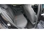Volkswagen Up! 1.0 60pk 5Drs high up! Fender Groot Scherm 16inch LM Cruise Control Airco *NL auto* 68590km!