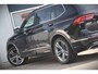 Volkswagen Tiguan Allspace 2.0 TDI Highline Business R PANORAMADAK/TREKHAAK/LEER PAKKET